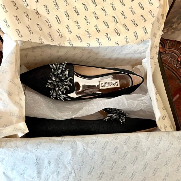 Badgley Mischka Women's Mandy Loafer Flat - New in Box - Size 6 - Picture 13 of 14